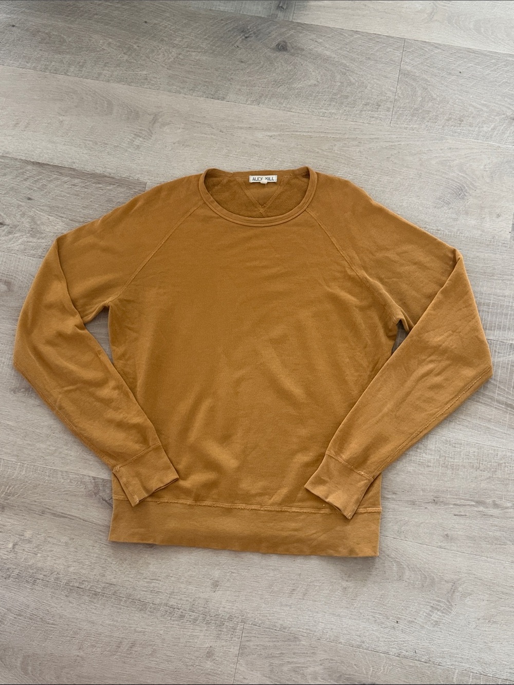 Alex Mill Men's Crewneck Sweatshirt in Caramel size Small 100% cotton